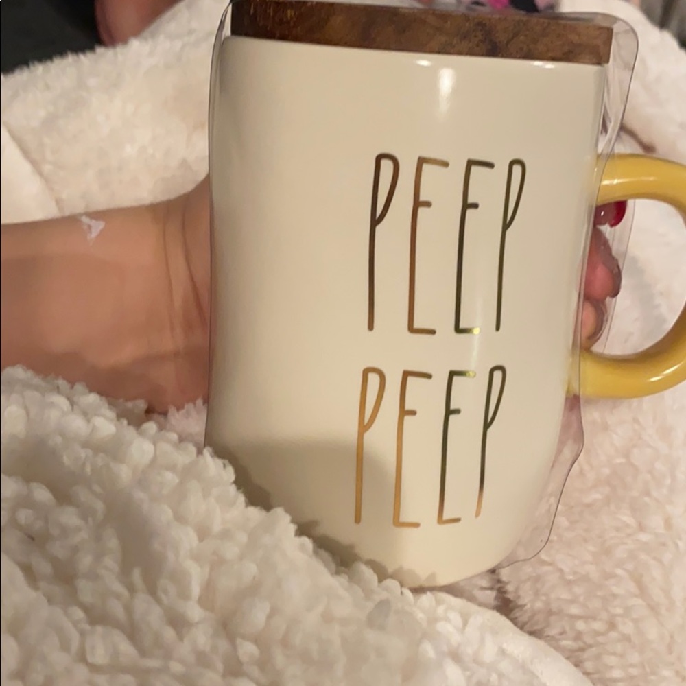 Rae Dunn “Peep Peep” mug